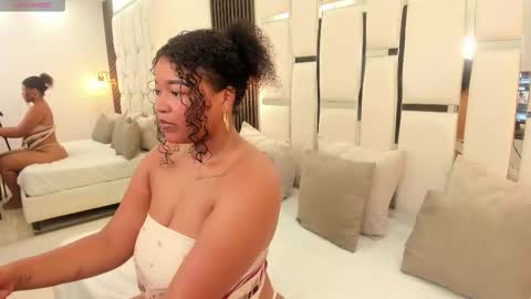 Stormy online show from November 26, 2025, 2:34 am