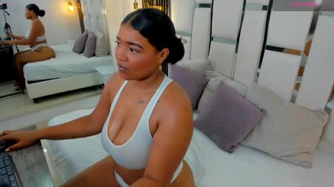 Stormy online show from December 18, 2025, 3:23 am