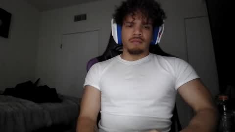 Dj online show from December 15, 2025, 3:38 pm