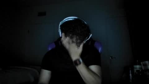 Snapshot of str8dj chatting on July 7, 2026, 4:15 am Dj online show from July 7, 2026, 4:15 am