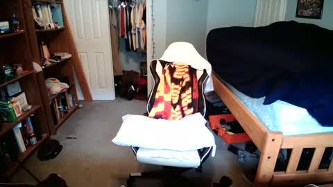 str8whiteboy21 online show from February 25, 2025, 6:53 pm