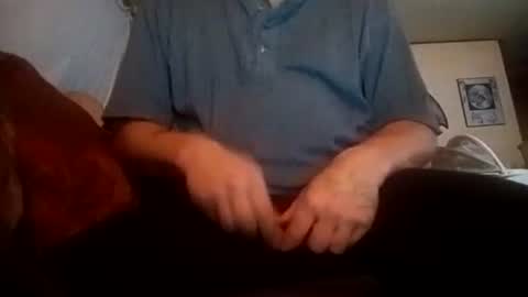 straightmaletouse online show from March 29, 2026, 9:09 am