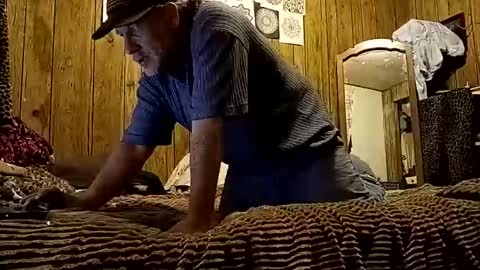 straightmaletouse online show from March 30, 2026, 9:21 am