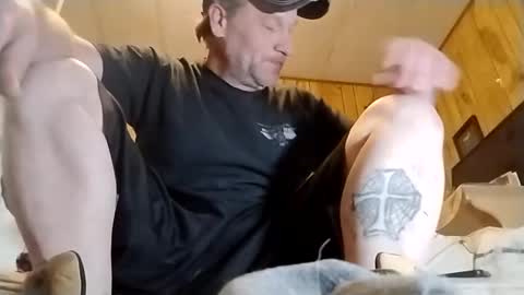 Snapshot of straighttoy chatting on February 17, 2025, 7:10 pm straighttoy online show from February 17, 2025, 7:10 pm