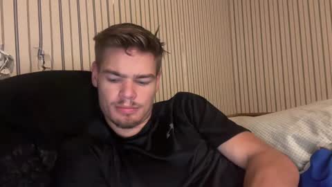 Snapshot of stratman301 chatting on September 29, 2025, 6:29 am stratman301 online show from September 29, 2025, 6:29 am