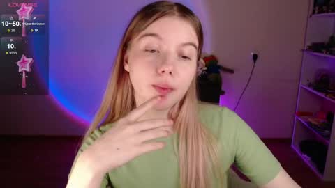 Juli online show from April 11, 2026, 7:45 am