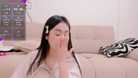 Snapshot of strawberry_loveee chatting on November 2, 2025, 4:42 pm strawberry_loveee online show from November 2, 2025, 4:42 pm