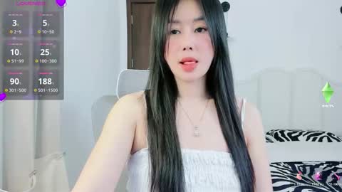 Snapshot of strawberry_loveee chatting on December 14, 2025, 4:12 pm strawberry_loveee online show from December 14, 2025, 4:12 pm