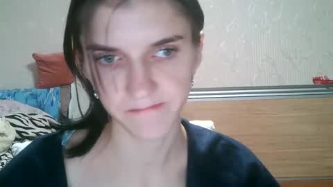 Strawberry Storm online show from November 8, 2025, 1:39 am