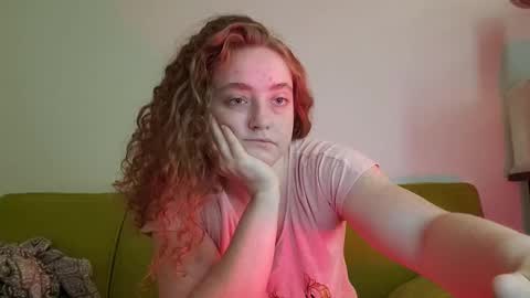 Strawberrylotsacake online show from September 23, 2025, 1:36 pm