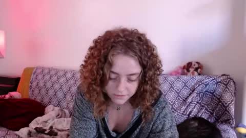 Strawberrylotsacake online show from November 8, 2025, 3:23 pm