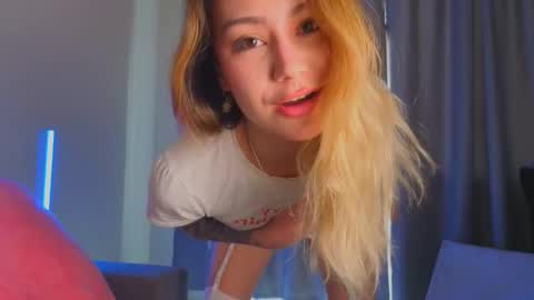 Snapshot of strawberrypie99 chatting on March 12, 2026, 5:57 am Tati and Lola online show from March 12, 2026, 5:57 am