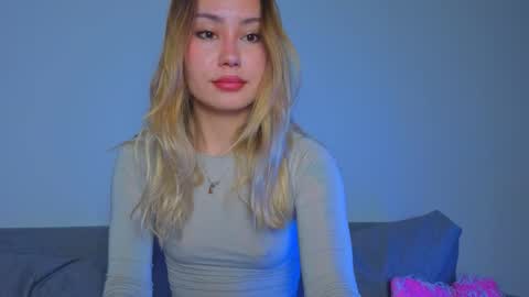 Snapshot of strawberrypie99 chatting on March 22, 2026, 4:49 am Tati and Lola online show from March 22, 2026, 4:49 am