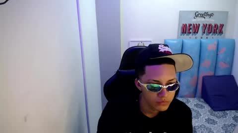 Street online show from April 20, 2026, 7:37 pm