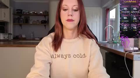 Amorina online show from October 15, 2025, 9:20 am