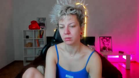 stripp_dancer online show from March 3, 2026, 1:34 am