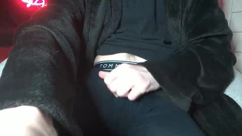 Dong Stroker online show from March 19, 2026, 9:35 am