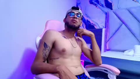 Javier online show from June 10, 2026, 12:26 pm