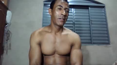 Snapshot of strongdaddyfantastic chatting on February 17, 2026, 6:54 am strongdaddyfantastic online show from February 17, 2026, 6:54 am