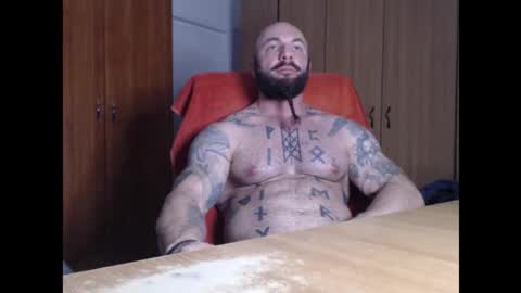 StrongIvan online show from November 4, 2025, 7:02 pm