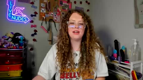 Strwbby online show from July 2, 2026, 3:23 am