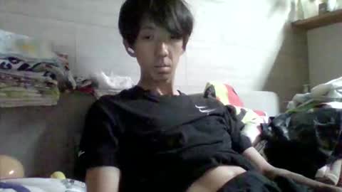 Asian boy online show from September 28, 2025, 8:25 pm