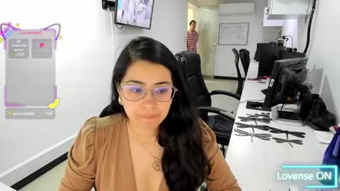 studcb_ online show from September 16, 2025, 8:21 pm