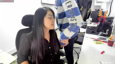 studcb_ online show from December 15, 2025, 10:47 pm