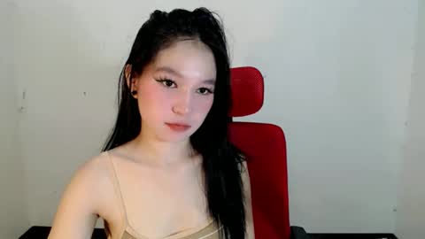 Snapshot of stunning_floriexx chatting on April 27, 2026, 8:23 am IM FLORIE online show from April 27, 2026, 8:23 am