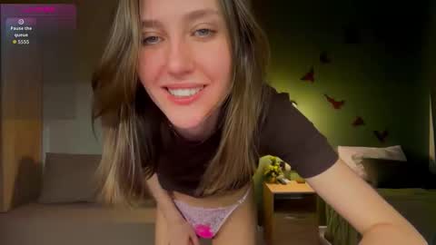 LINA online show from December 14, 2025, 1:16 pm