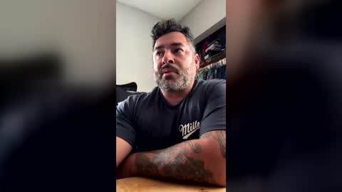 Snapshot of suavecito67 chatting on June 21, 2026, 4:09 pm suavecito67 online show from June 21, 2026, 4:09 pm