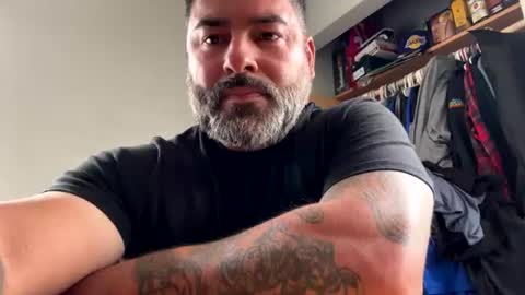 Snapshot of suavecito67 chatting on July 11, 2026, 6:43 pm suavecito67 online show from July 11, 2026, 6:43 pm