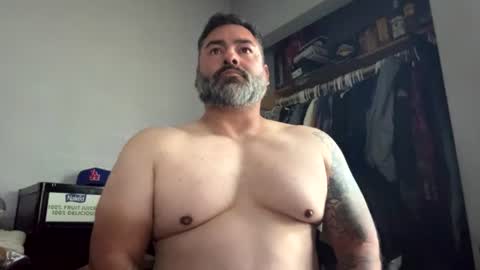 Snapshot of suavecito67 chatting on July 15, 2026, 2:28 am suavecito67 online show from July 15, 2026, 2:28 am