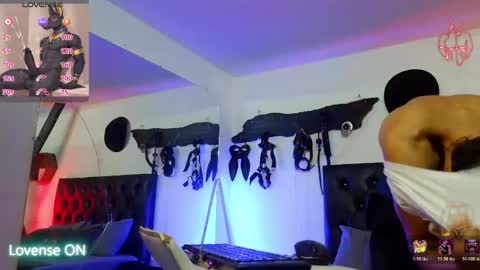 subarashi_ishi69 online show from May 16, 2026, 7:01 pm