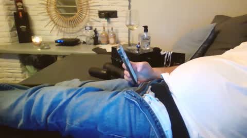 Snapshot of submissivguy chatting on October 6, 2025, 6:16 pm submissivguy online show from October 6, 2025, 6:16 pm
