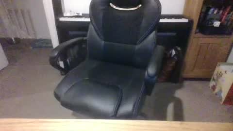 Snapshot of subpig4u chatting on October 17, 2025, 8:33 pm Sub Male online show from October 17, 2025, 8:33 pm