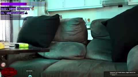 Im Substanc3  online show from September 17, 2025, 5:25 pm