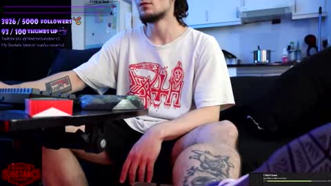 Im Substanc3  online show from October 10, 2025, 6:29 pm