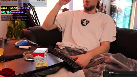 Im Substanc3  online show from November 26, 2025, 9:43 am