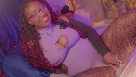 Succubus RoseMilk online show from February 27, 2026, 11:27 pm