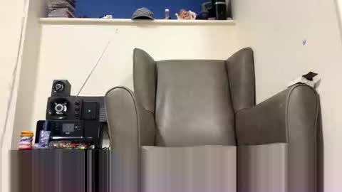 Snapshot of suckcockyh chatting on November 8, 2025, 11:58 pm suckcockyh online show from November 8, 2025, 11:58 pm