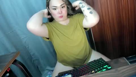 Millany online show from April 18, 2026, 3:16 pm