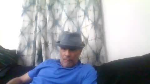 Snapshot of suckitu812 chatting on March 10, 2025, 5:00 am SUCKITU812 online show from March 10, 2025, 5:00 am