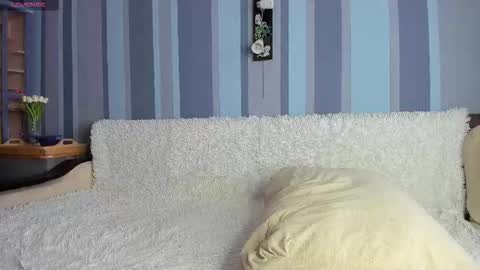 Snapshot of sucklovers chatting on September 9, 2025, 12:05 pm Kat Martinez online show from September 9, 2025, 12:05 pm