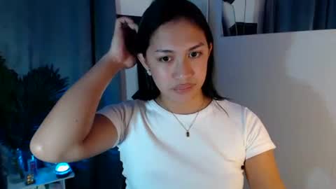 sugar_chloe17 online show from March 6, 2025, 9:53 pm