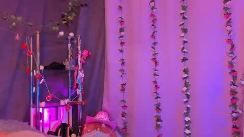 Alice online show from December 10, 2024, 6:01 am