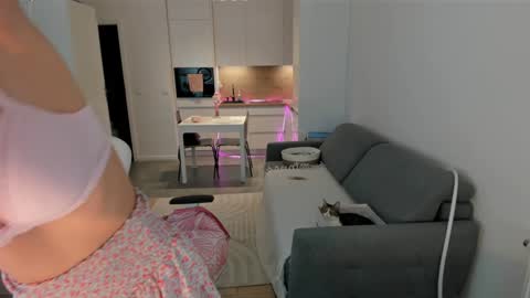 Kinga online show from November 28, 2025, 5:10 am