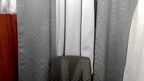 Snapshot of sugarcaramel chatting on September 17, 2025, 6:31 pm Sugar online show from September 17, 2025, 6:31 pm