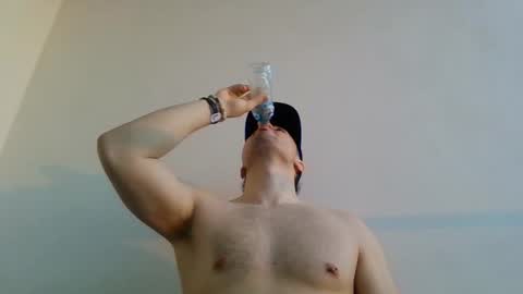 Snapshot of sugargay222 chatting on January 8, 2026, 12:29 pm Sugar online show from January 8, 2026, 12:29 pm