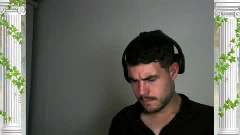 Snapshot of sultansgirls chatting on February 14, 2026, 2:30 am The Sultan online show from February 14, 2026, 2:30 am